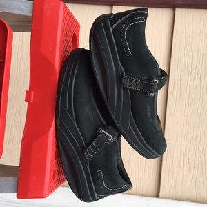 Mbt women’s shoes step up